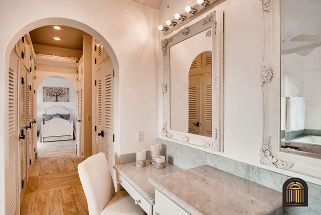 Bathroom in Luxury home for sale Open Doors Panama Estates