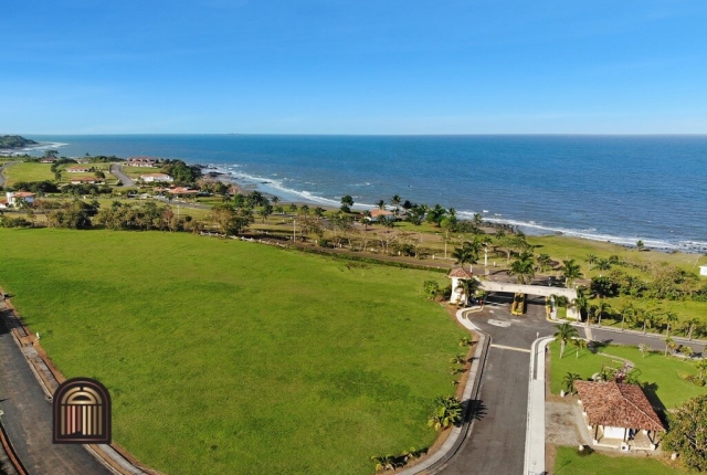 large ocean view lot for sale in costa pedasi, real estate for sale in panama, beach community lot for sale