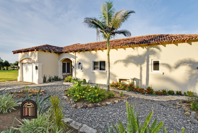home for sale in pedasi panama, panama real estate, beachfront home for sale in panama