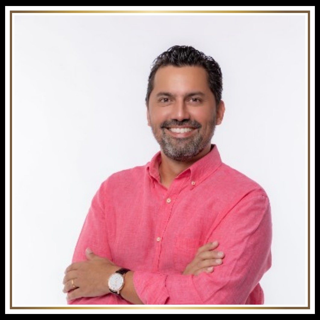 Alejandro Porras, Broker/Owner of Open Doors Panama