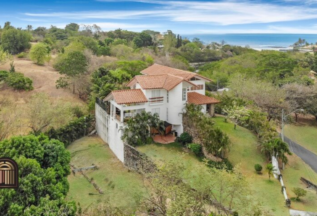 Beachfront Homes For Sale in Panama - Open Doors Panama Estates ...